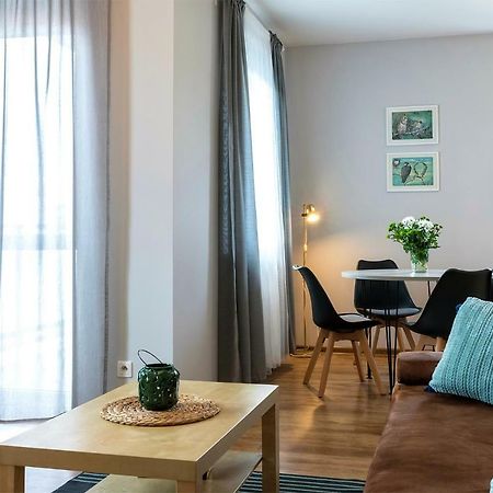 Top Floor Apartment Гожов Велкополски Екстериор снимка